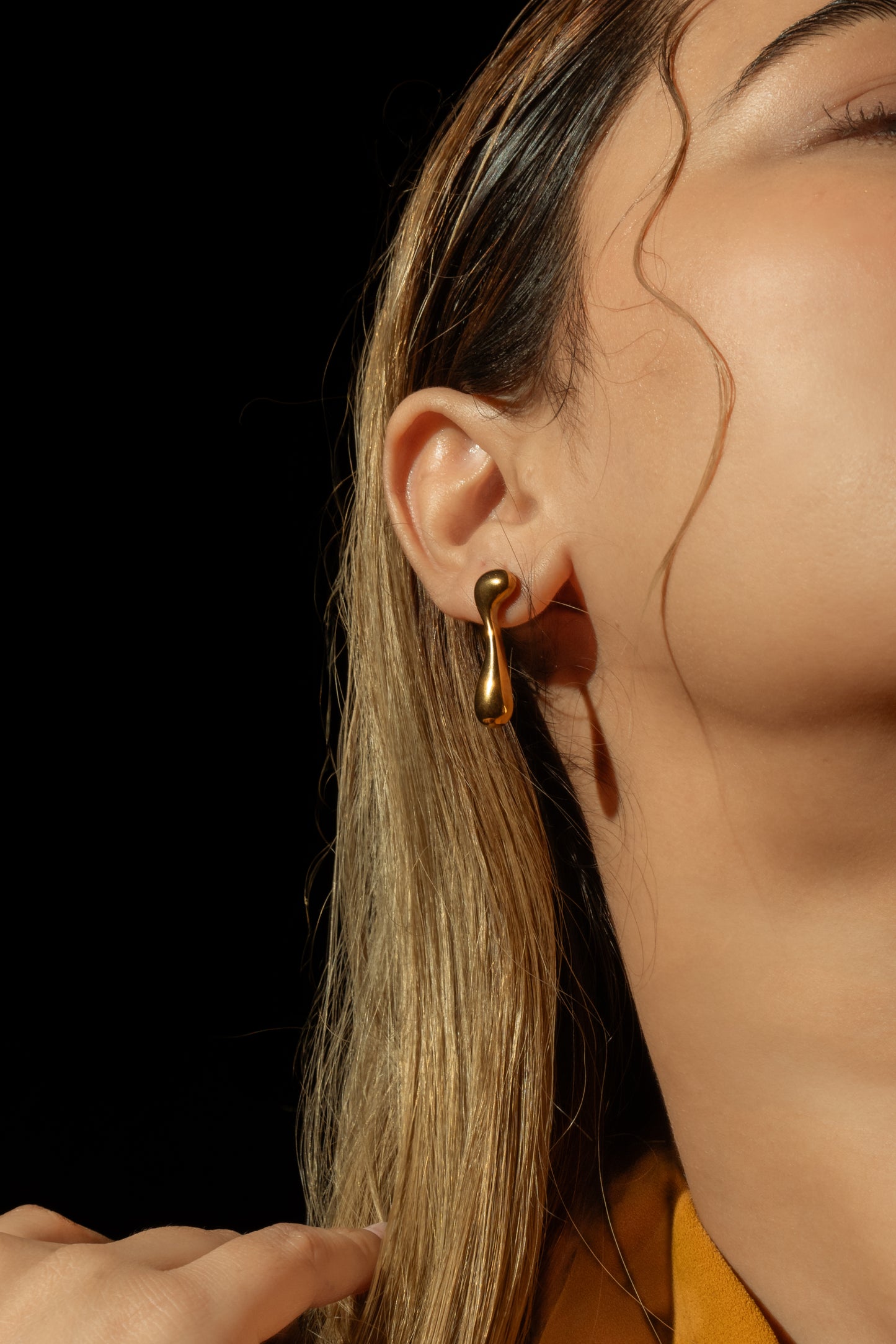 Potnse Excentrique Statement Earrings