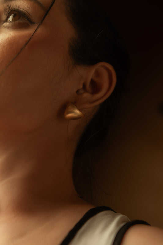 Potnse Coquillage Studs Gold